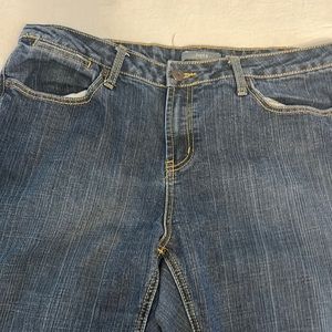 Apt 9 straight leg flap pocket